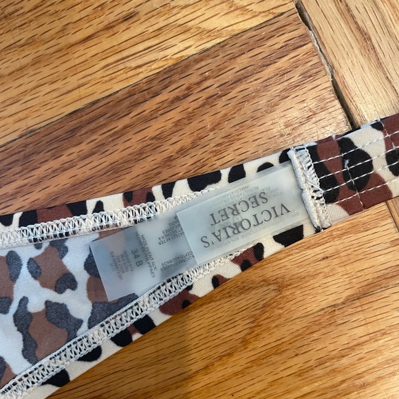 Leopard Print Bandeau Swimsuit - Picture 3 of 3